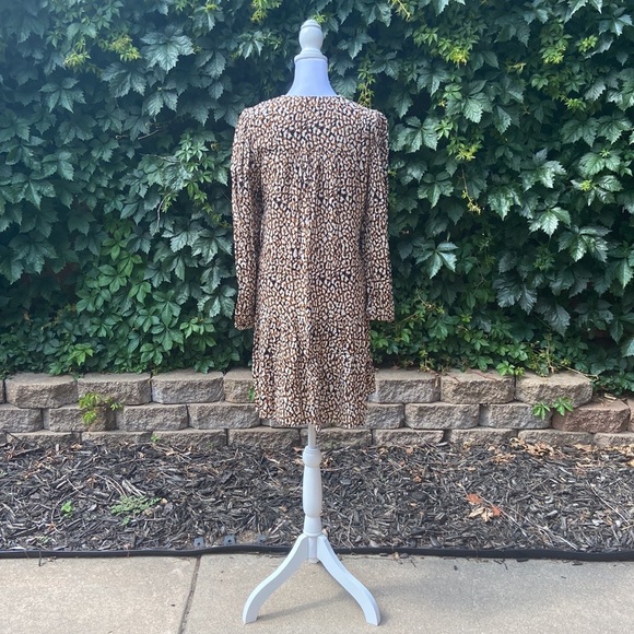 Mango tiered mini smock dress in animal print - Picture 6 of 9